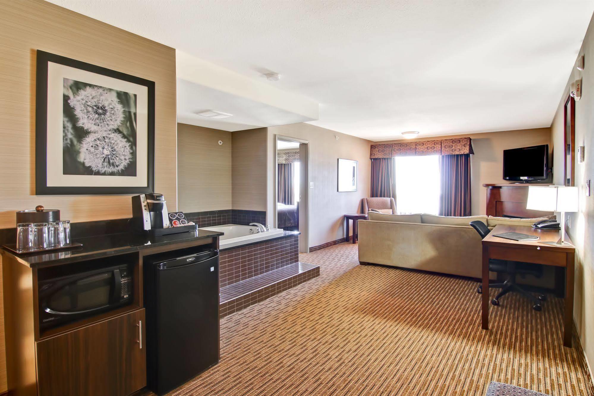 Canalta Hotel Shaunavon Екстер'єр фото
